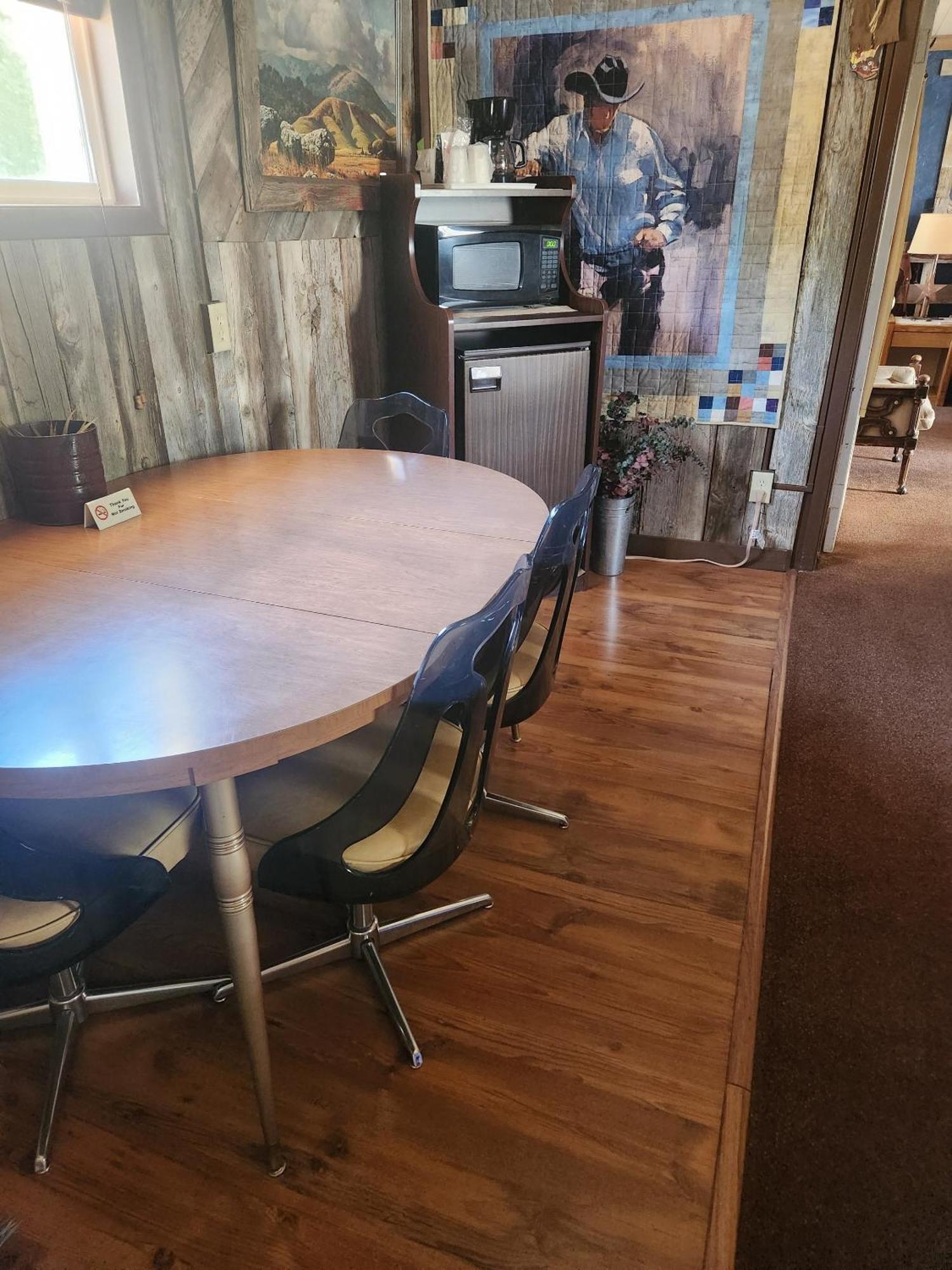 Cowboy Country Inn Escalante Room photo