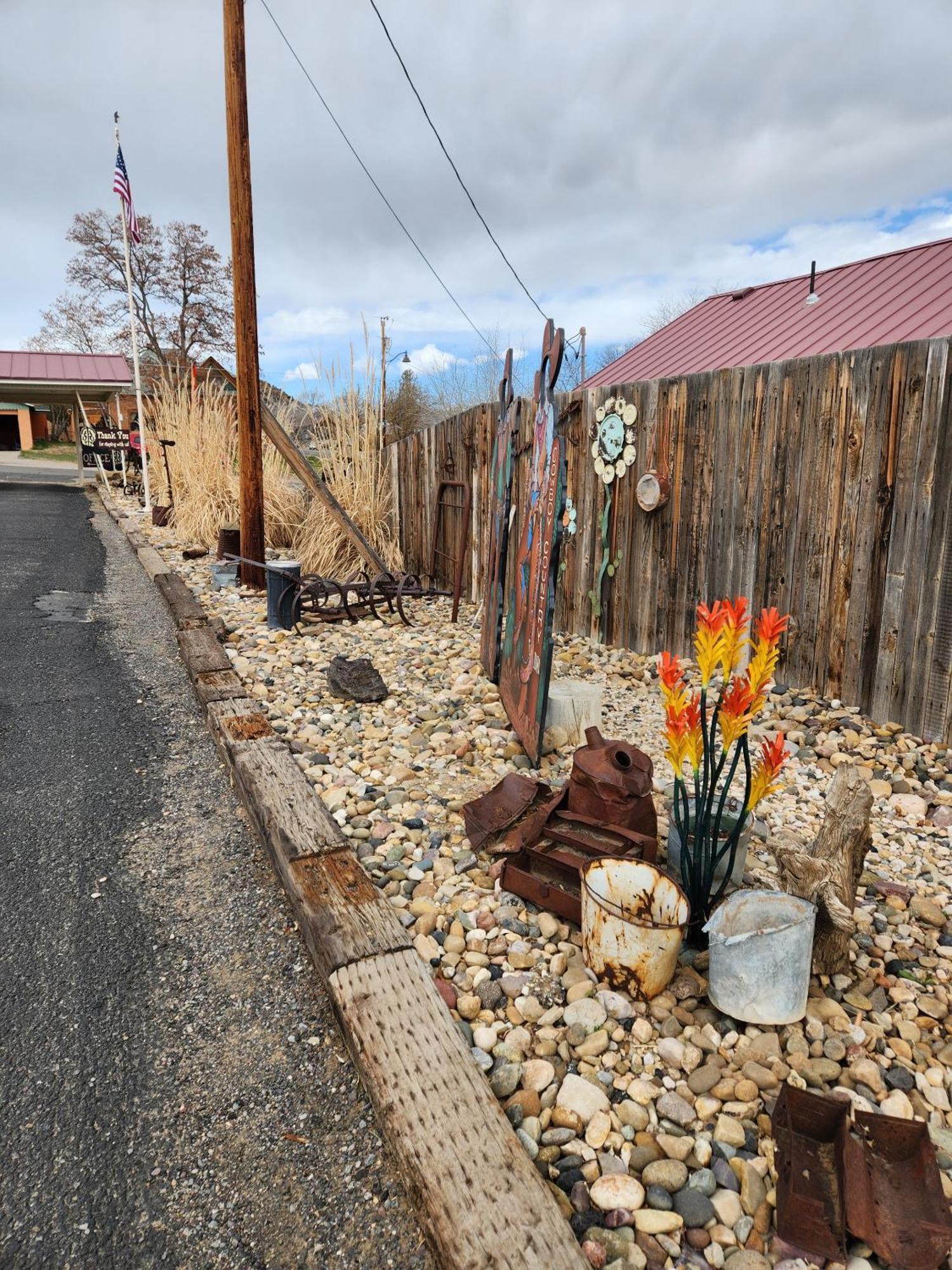 Cowboy Country Inn Escalante Exterior photo