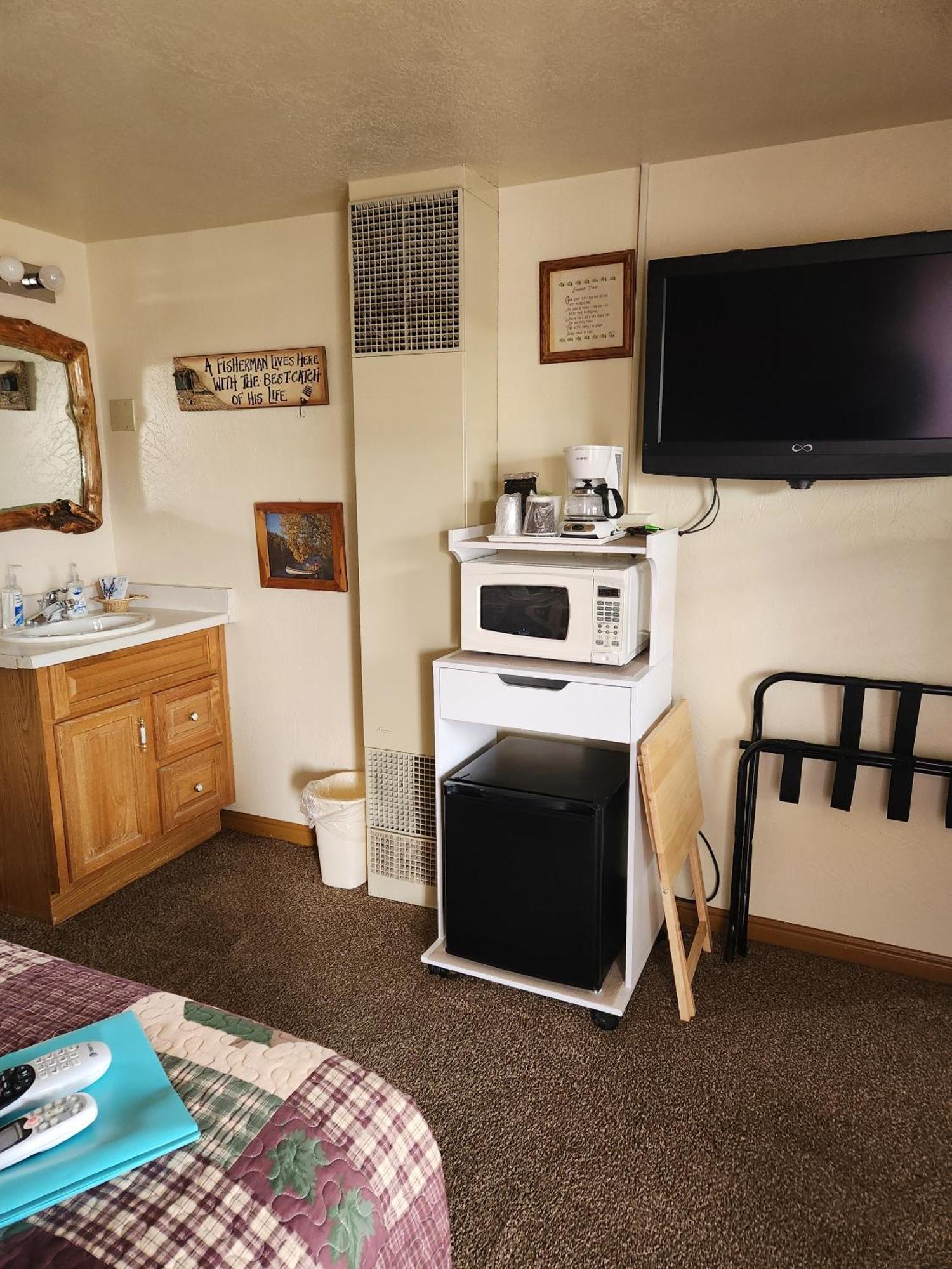 Cowboy Country Inn Escalante Room photo
