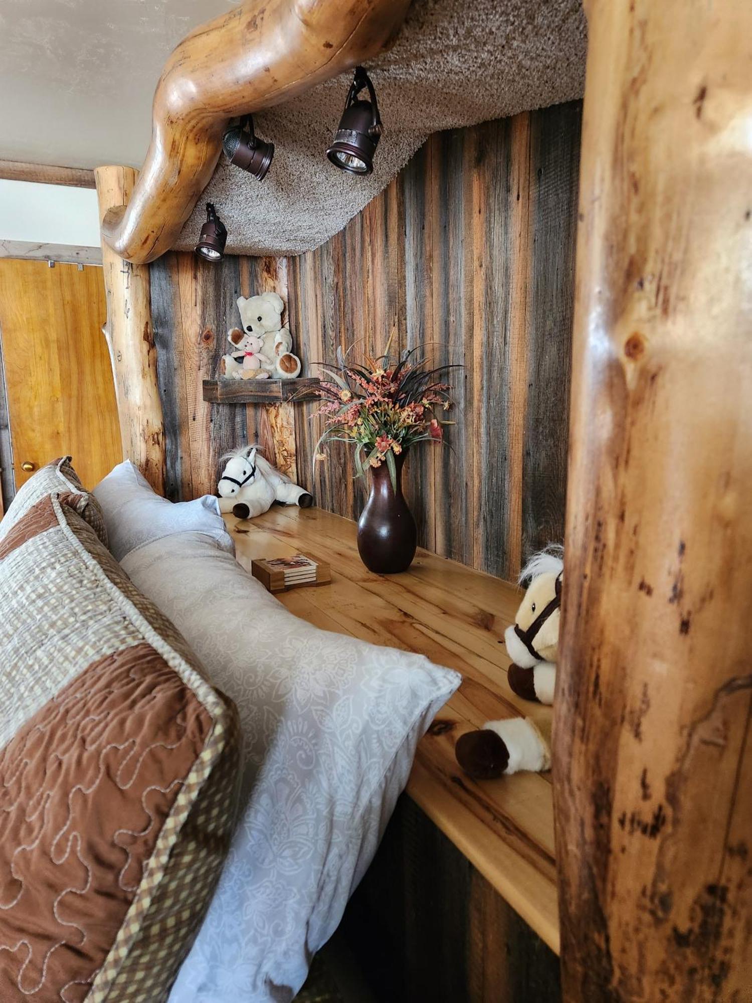 Cowboy Country Inn Escalante Room photo