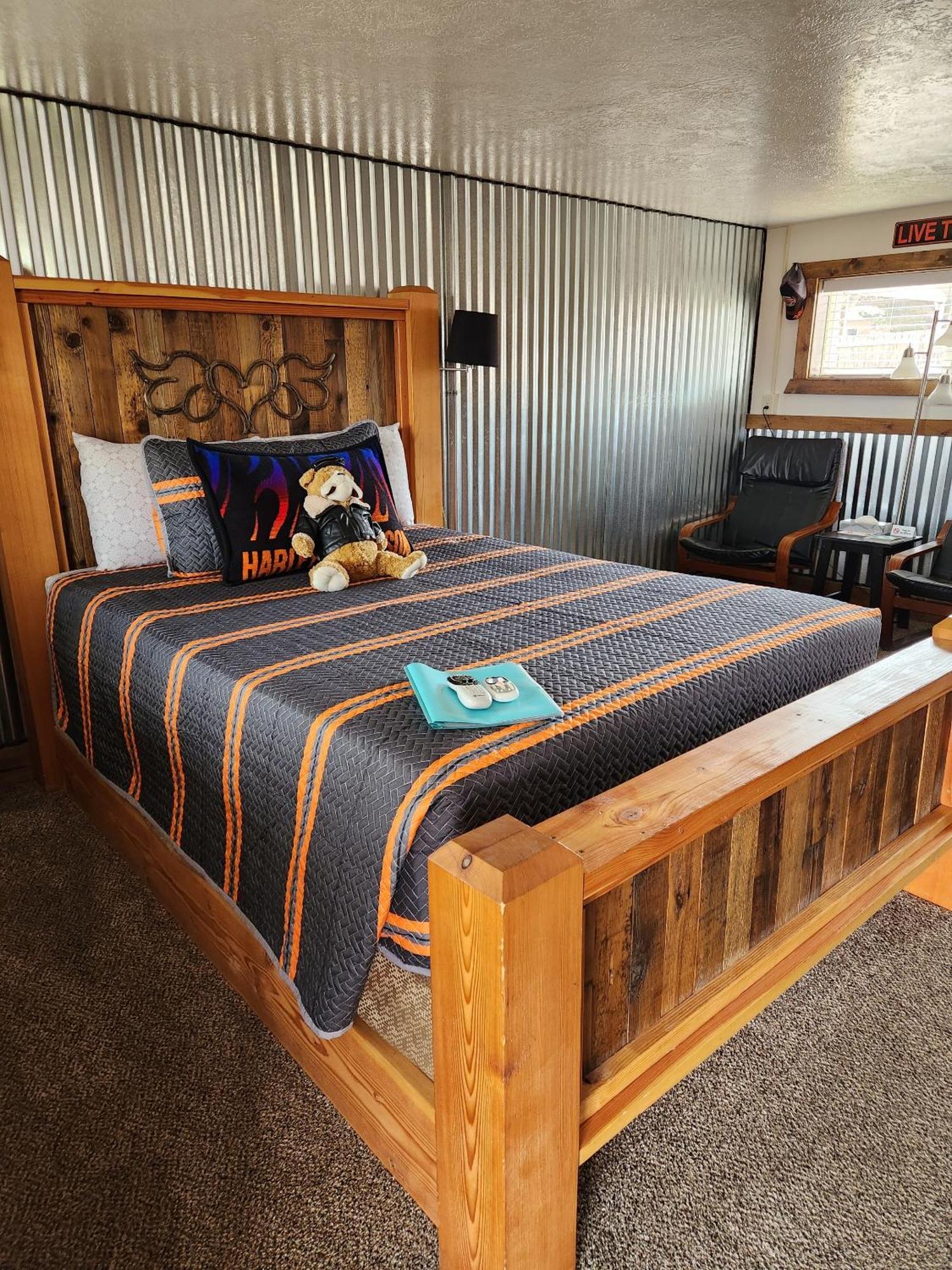 Cowboy Country Inn Escalante Room photo
