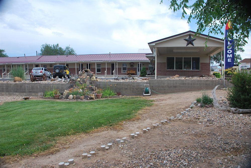 Cowboy Country Inn Escalante Exterior photo
