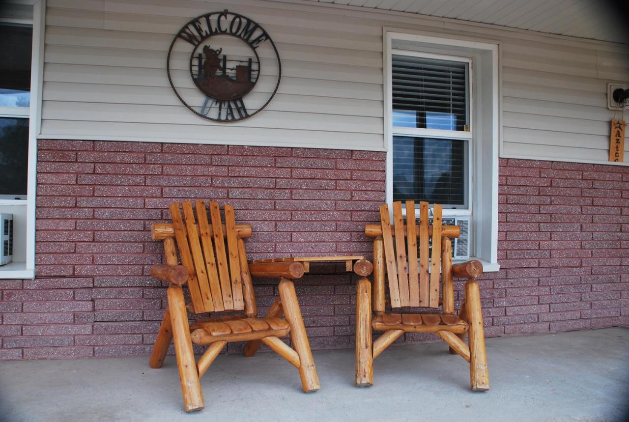 Cowboy Country Inn Escalante Exterior photo